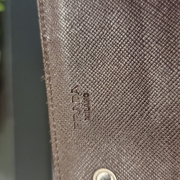 Authentic Prada Tessuto wallet with authenticity card - Picture 9 of 11